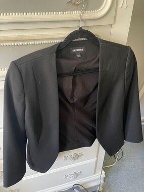 Express Black Cropped Open-Front Blazer